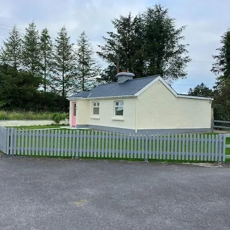 Whitethorn Cottage, Palmfield Holiday home