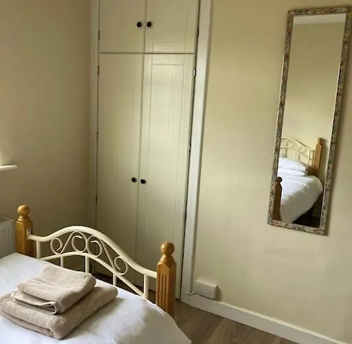 Holiday home Whitethorn Cottage, Palmfield *
