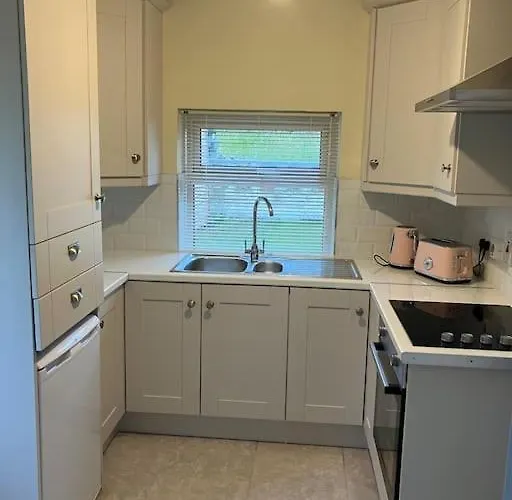 Whitethorn Cottage, Palmfield Holiday home